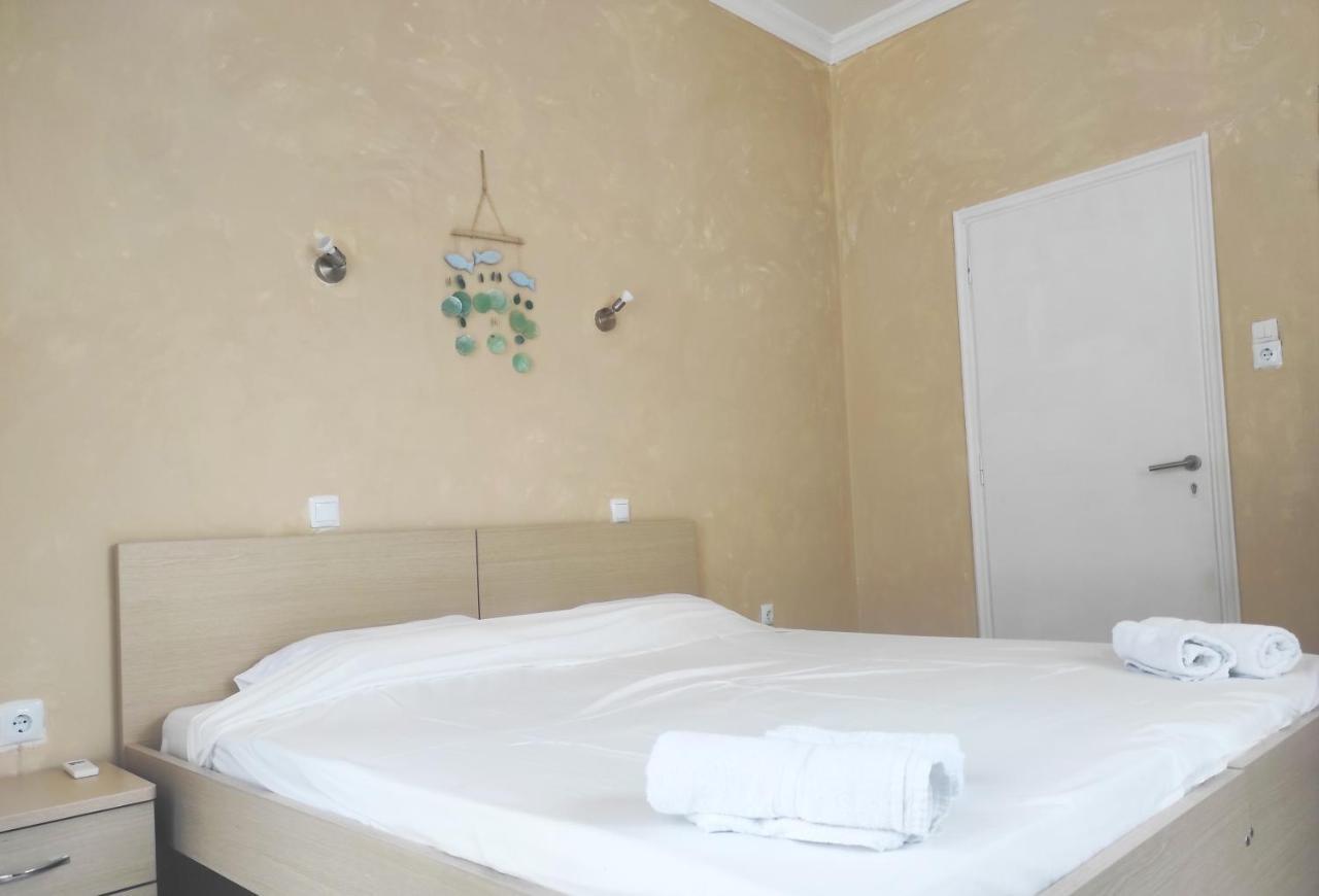 Santa Marina Rooms Agia Marina  外观 照片