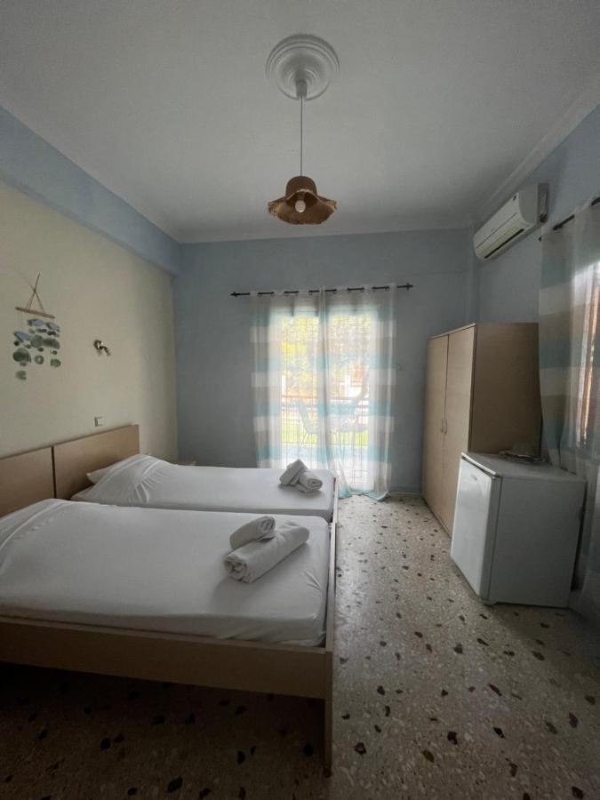 Santa Marina Rooms Agia Marina  外观 照片