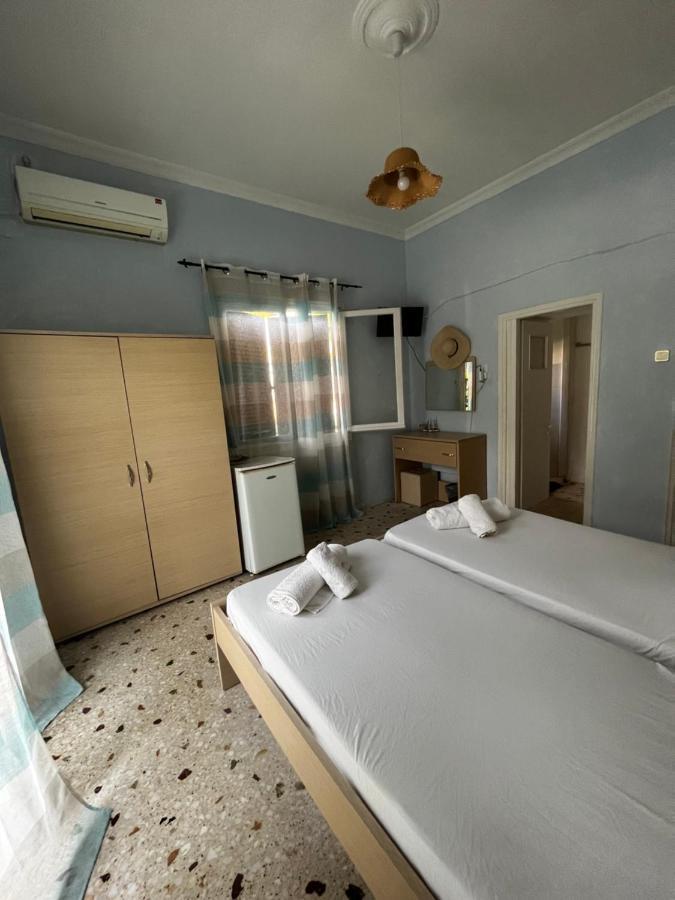 Santa Marina Rooms Agia Marina  外观 照片