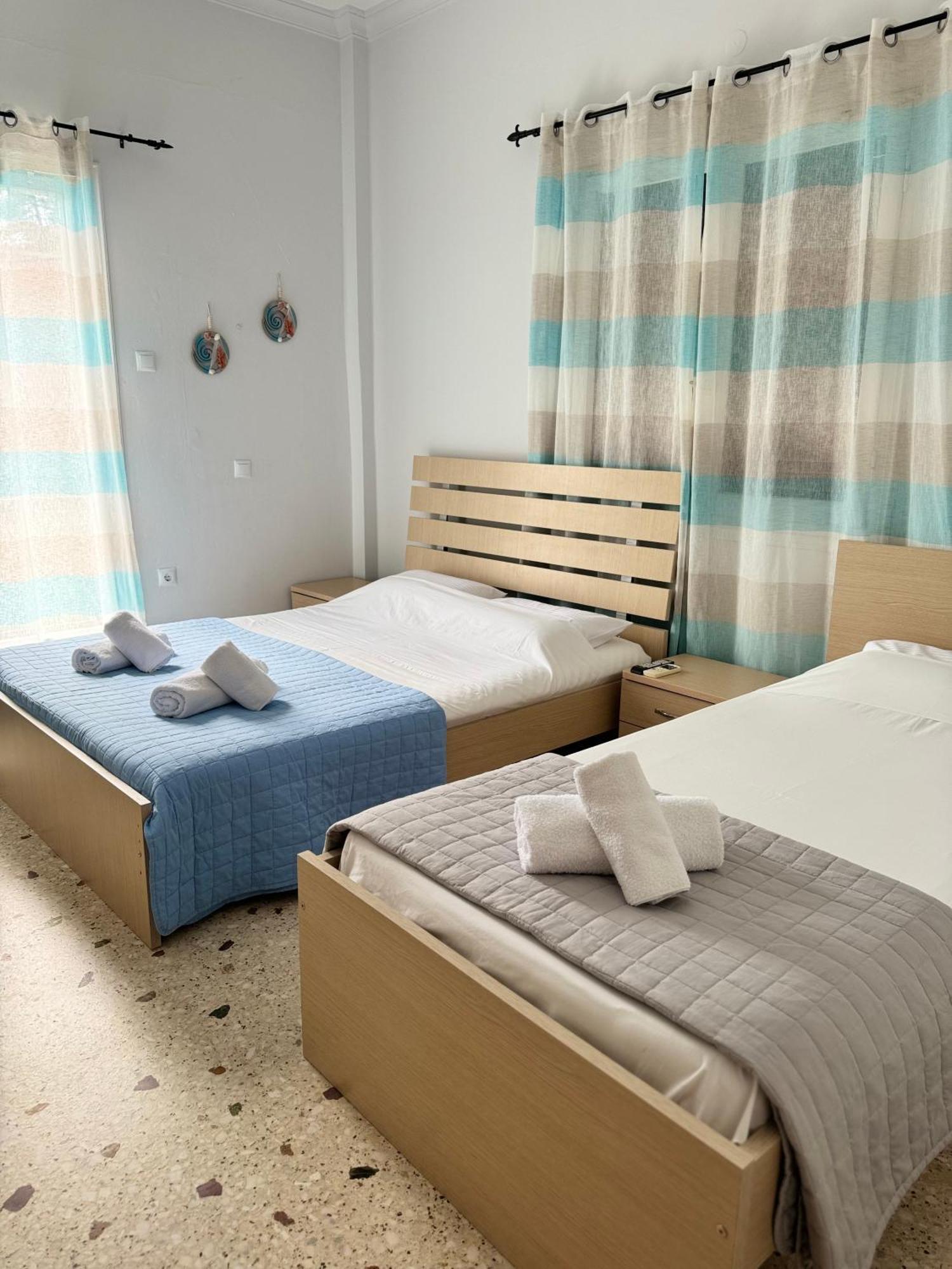 Santa Marina Rooms Agia Marina  外观 照片