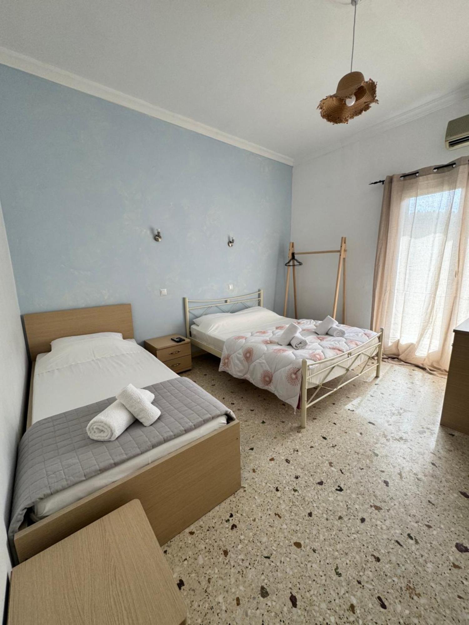 Santa Marina Rooms Agia Marina  外观 照片